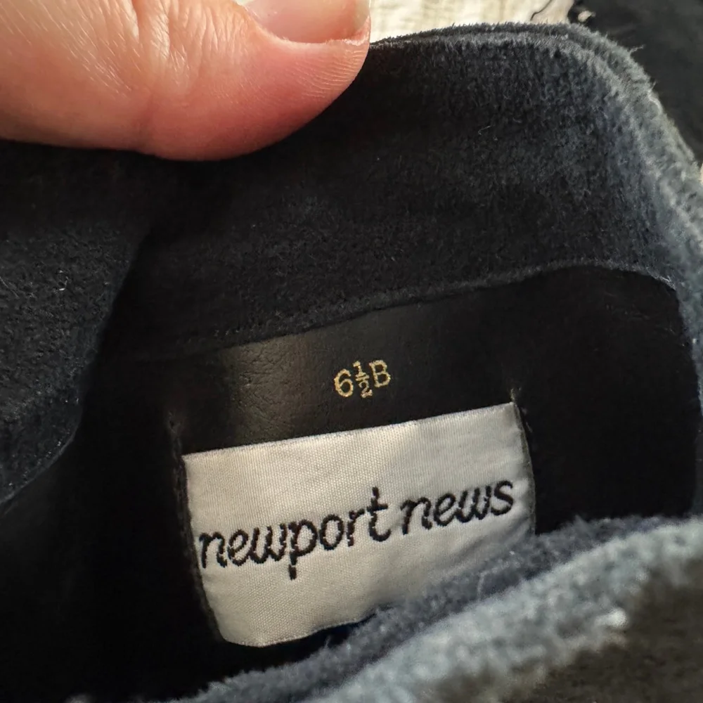 Newport News Vintage Knee High Lace Up Boots / Heels • Size: 6.5 - Picture 7 of 7